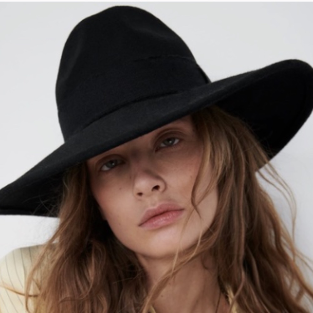 ZARA Wool Blend Felt Black Hat